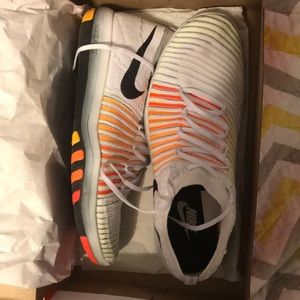 Nike free Transform flyknit